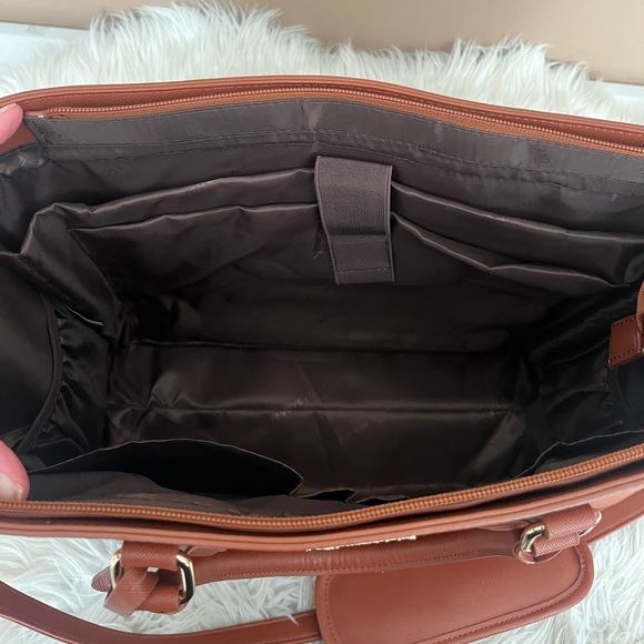 {Lovevook} Crossbody Vegan Leather Laptop Tote Bag in Brown - Picture 12 of 12